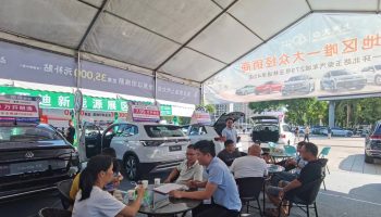 咬定目標(biāo)不放松，玉林通承銷(xiāo)售喜獲新突破