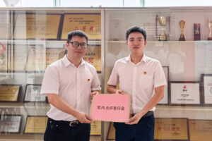 走訪慰問傳黨情，組織關(guān)懷聚人心